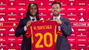 La presentazione di Renato Sanchez, uno degli acquisti del Calciomercato della Roma