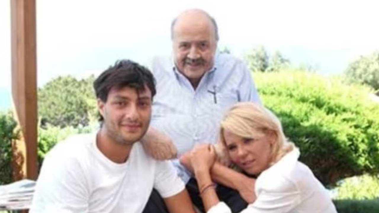 Gabriele Costanzo che titolo di studio possiede?