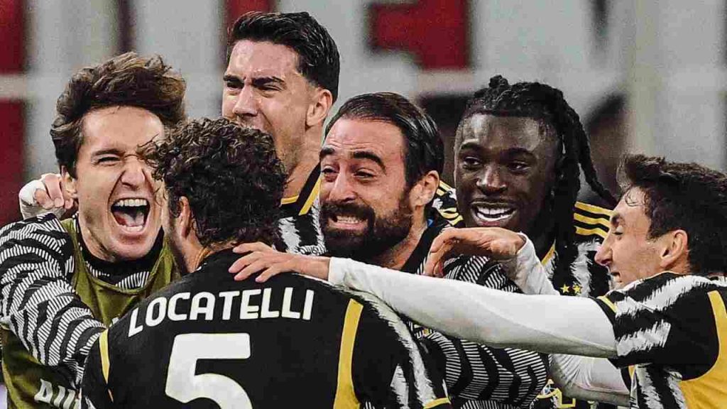 Manuel Locatelli esulta: ha deciso Milan Juve di Serie A
