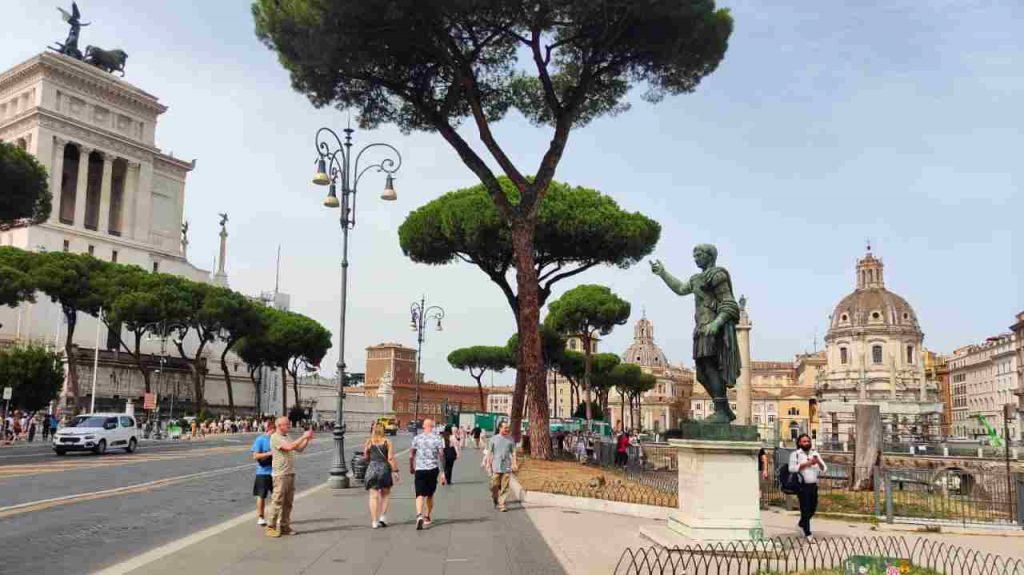 Via dei Fori Imperiali di Roma