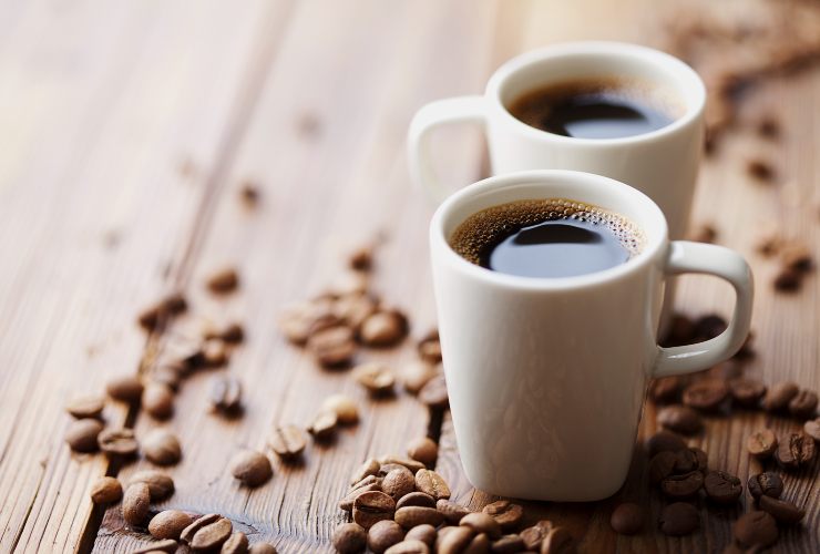 Fa realmente bene bere del caffè di sera?