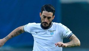 Giocatore della Lazio nella partita di calcio di serie A contro l'Hellas Verona