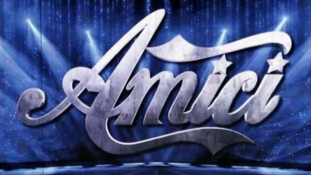Francesca Faints On Stage During Performance at Amici Shocking Details
