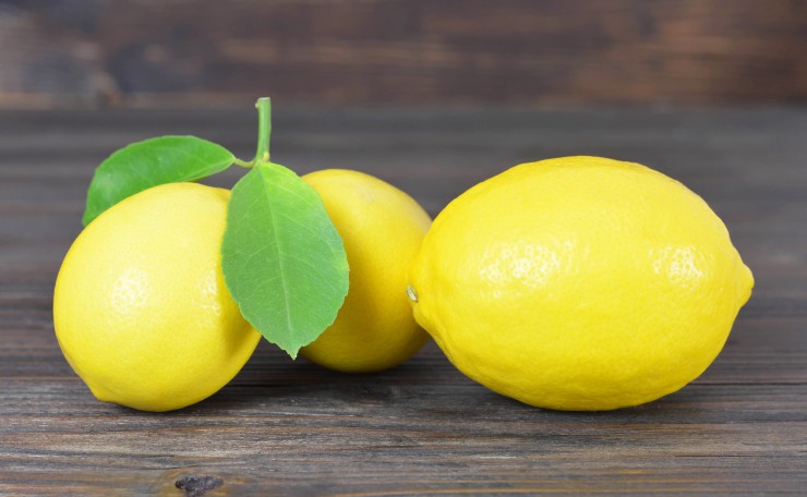 Limoni per la pulizia domestica - Romait.it