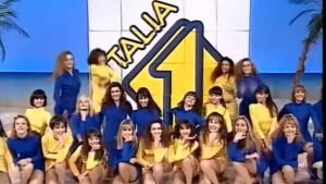 Foto di gruppo delle ragazze di "Non è la Rai", trasmissione televisiva