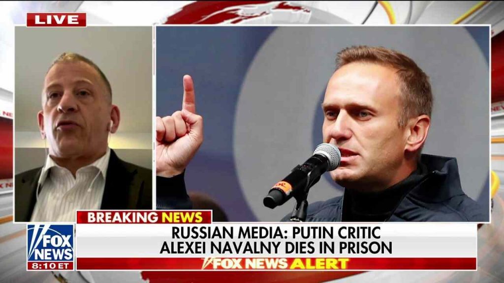 Un fermoimmagine televisivo sulla morte di Navalny