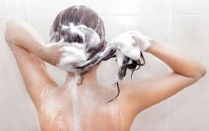 L'importanza del lavaggio dei capelli