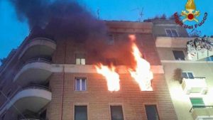 Incendio in appartamento a Roma Prati