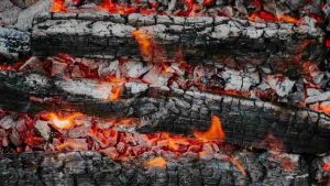 Fuoco_Incendio_Brace_Legno bruciato