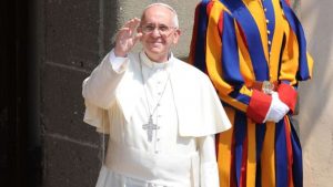 Papa Francesco con Guardia svizzera, Foto Pasquazi