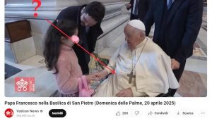 Bergoglio, bambina