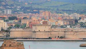 Civitavecchia incendio