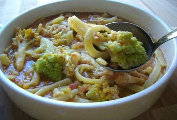 Minestra di broccoli in brodo d'arzilla - Romait.it