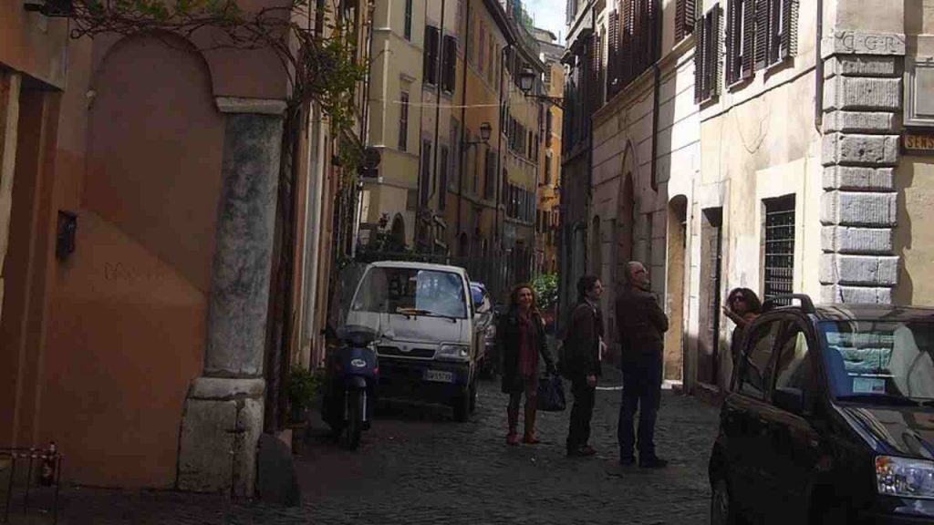 Monti_-_via_Madonna_dei_Monti_1230003