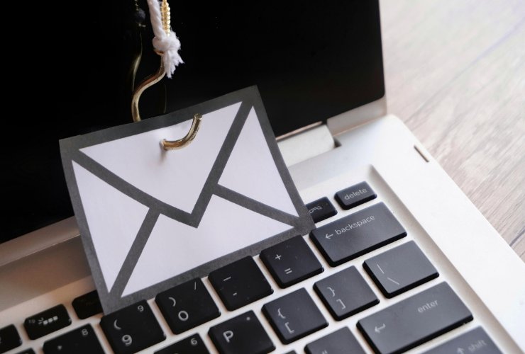 Truffa e-mail