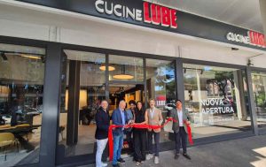 Cucine Lube, inaugurazione