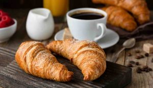 Colazione con brioches - Romait.it