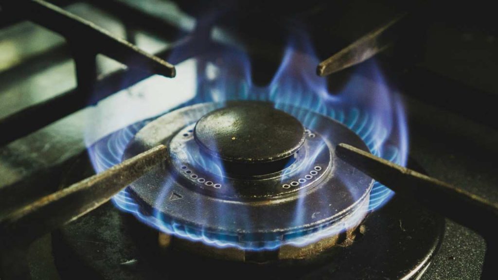 Gas, kwon junho, unsplash