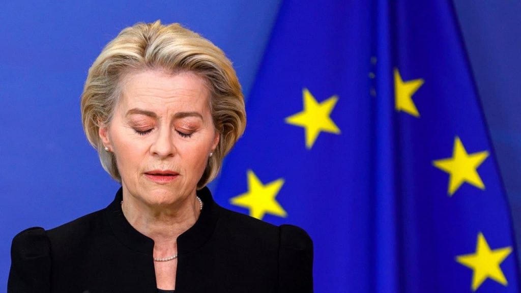 Ursula von der Leyen, Presidente della Commissione Ue, preoccupata
