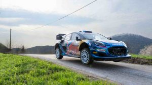 Rally_pexels-luca-scalvinoni