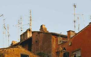 Antenne sui tetti - Romait.it