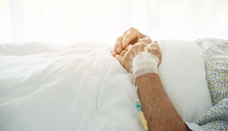 Anziano in ospedale - Romait.it