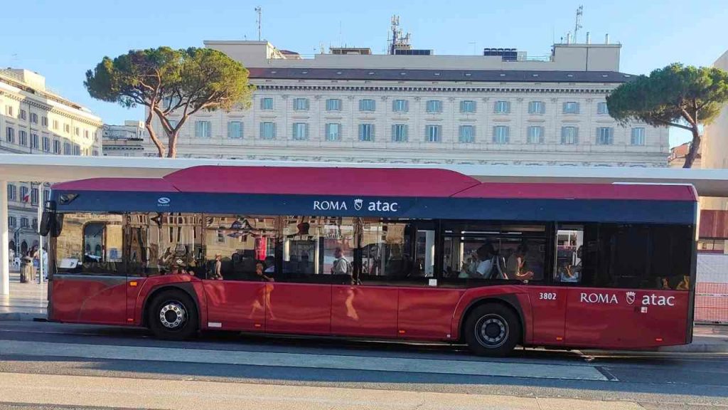 Autobus, Atac