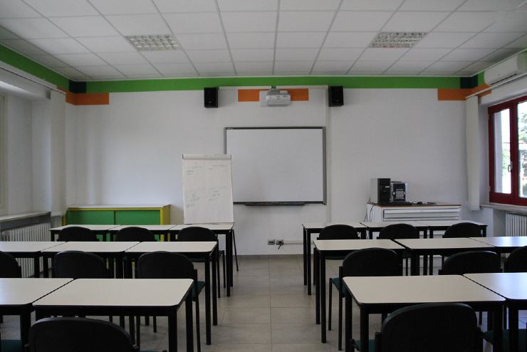 Classi vuote - Romait.it
