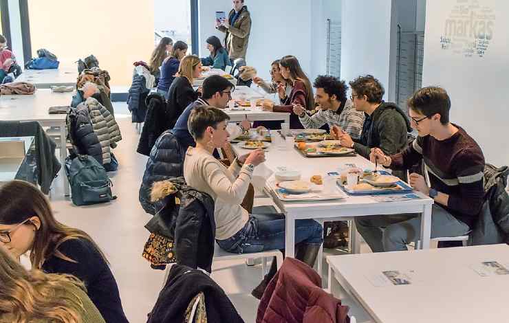 Mensa della scuola - Romait.it