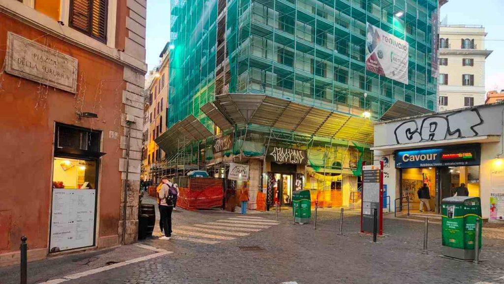 Stazione Metro Cavour