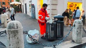 Raccolta rifiuti, Roma centro