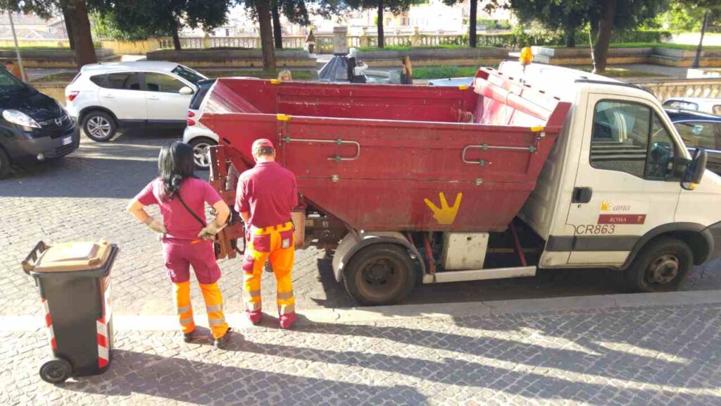 Operatori ecologici Ama