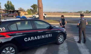 Ostia, Carabinieri durante i controlli